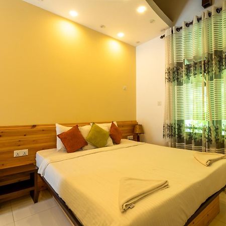 Hotel Bella Vista أنرادابورام المظهر الخارجي الصورة