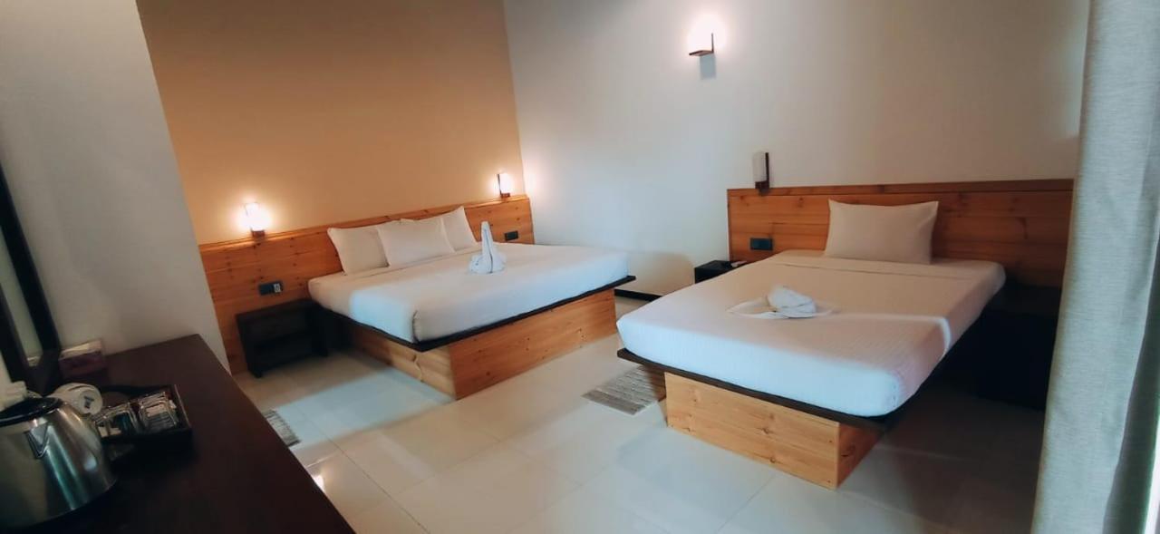 Hotel Bella Vista أنرادابورام المظهر الخارجي الصورة