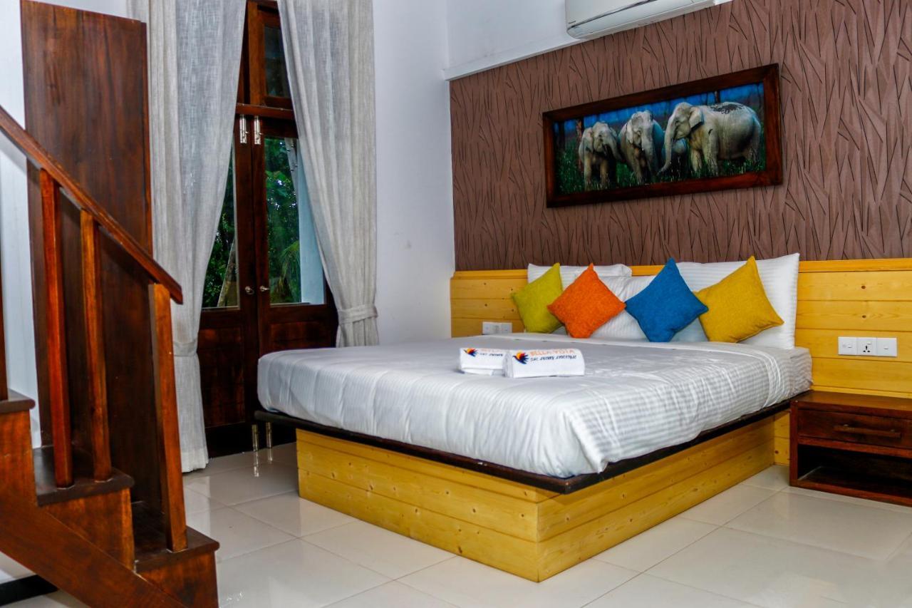 Hotel Bella Vista أنرادابورام المظهر الخارجي الصورة